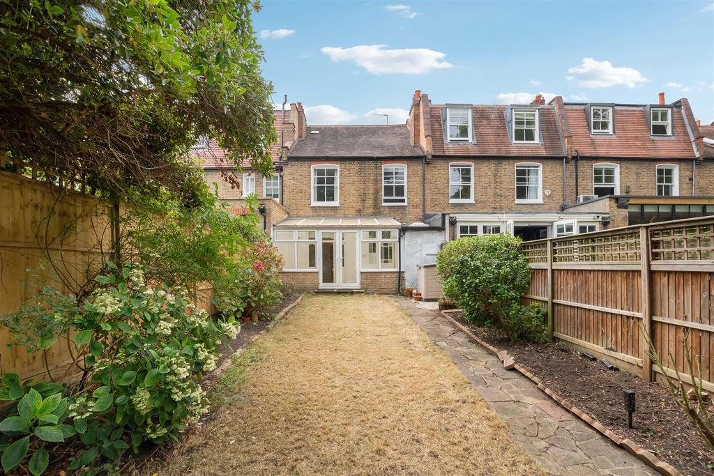 Property photo 3 of 16 17.Jpg