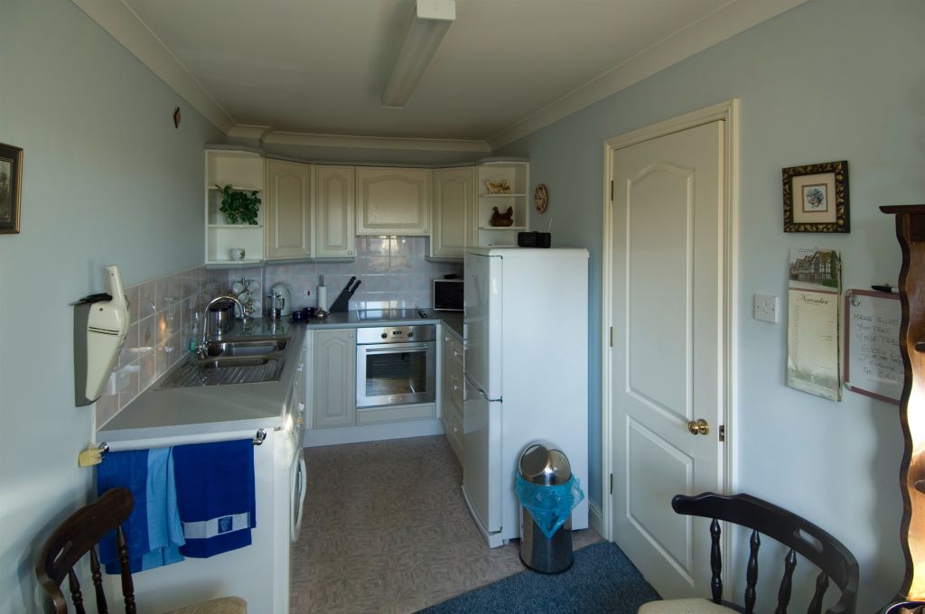 Property photo 3 of 19