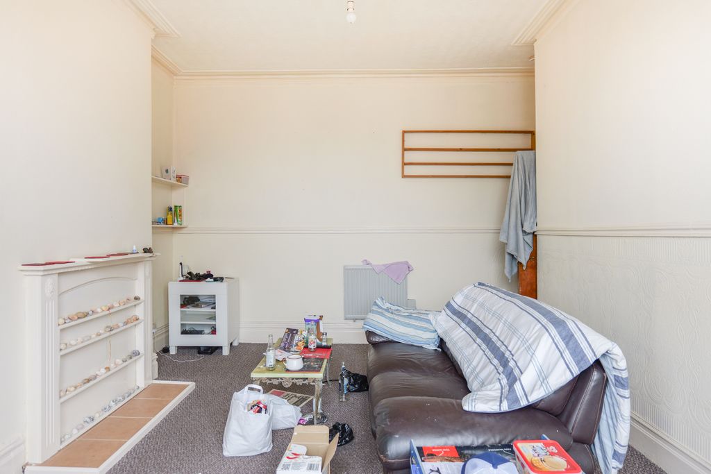 Property photo 3 of 23