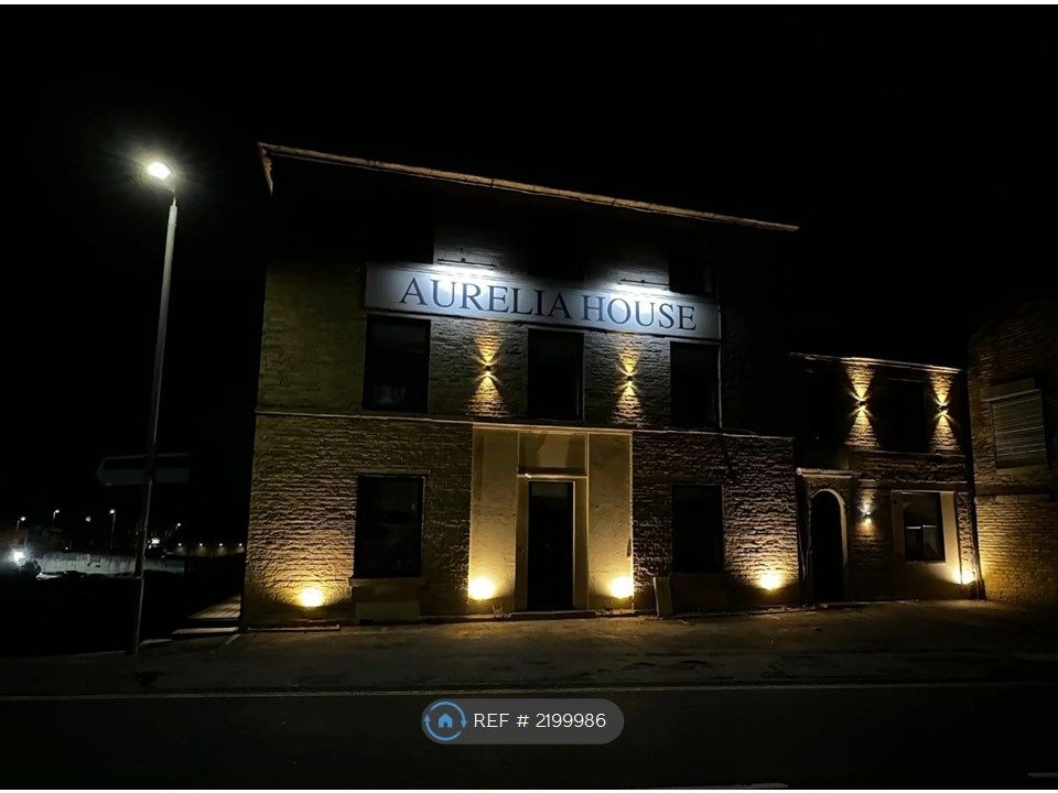 Property photo 3 of 13