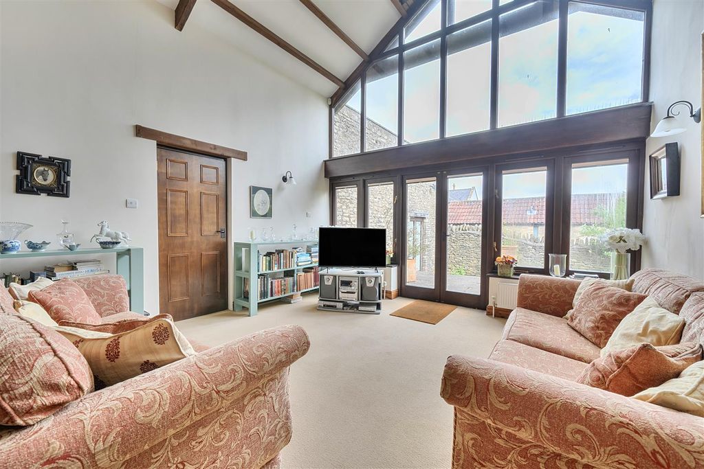 Property photo 3 of 23 1463789-9-6A0c668466Eb2.Jpg