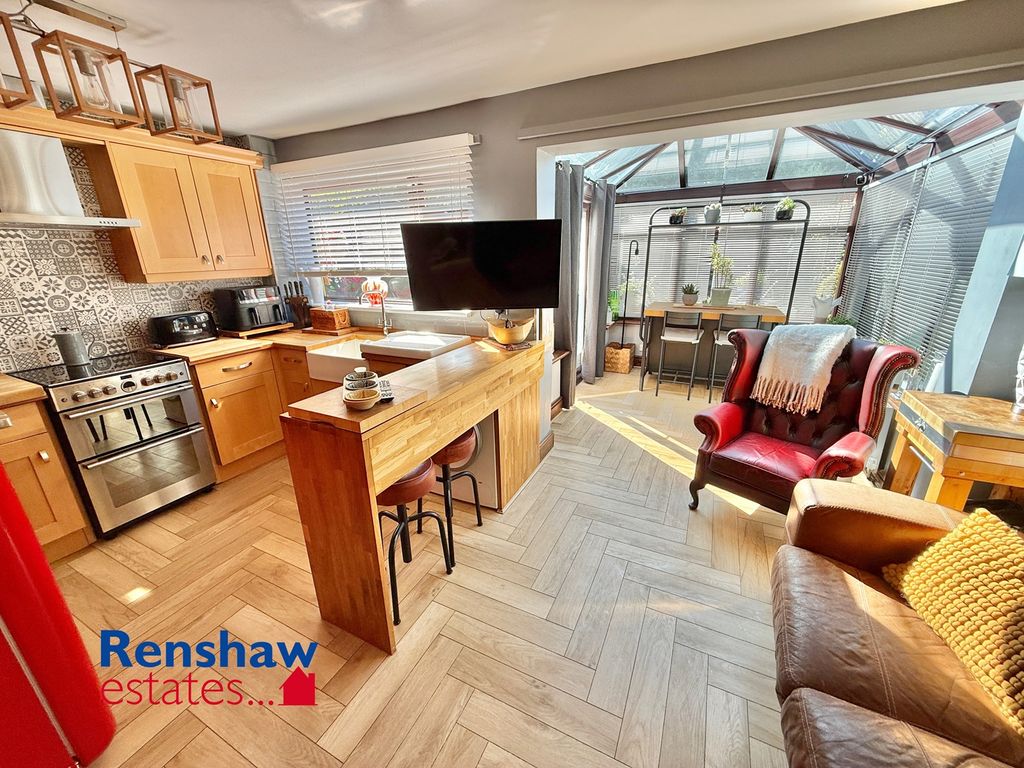 Property photo 1 of 18 K (1)