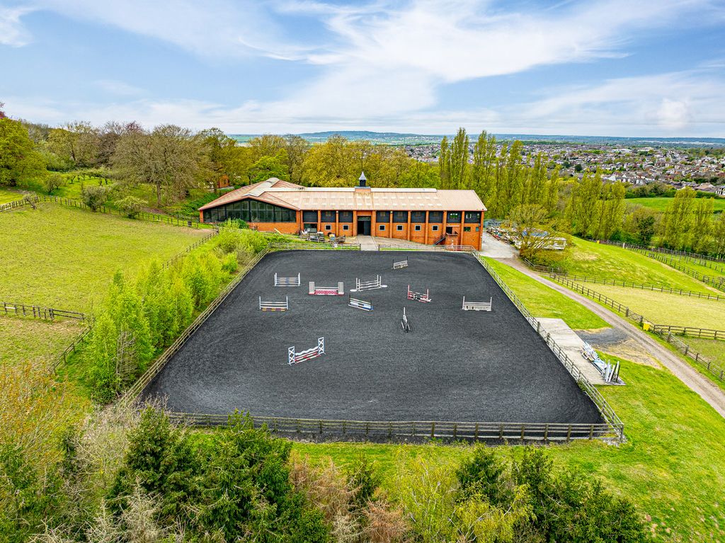 Property photo 1 of 19