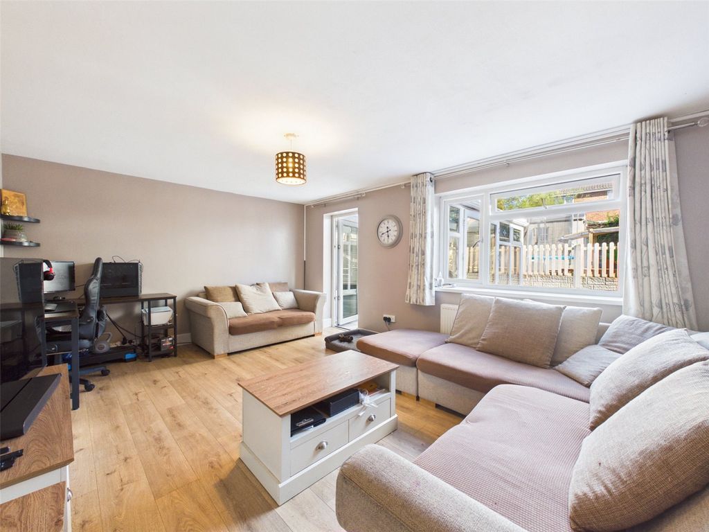 Property photo 3 of 11 Picture No. 08