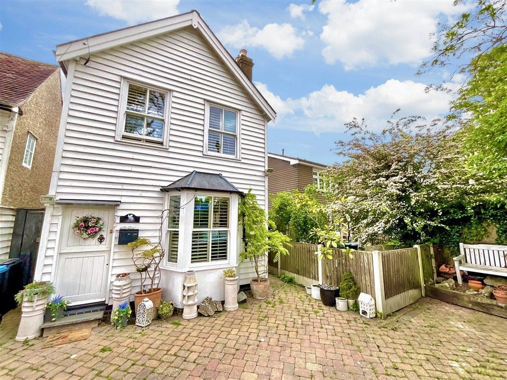 Property photo 1 of 15 External