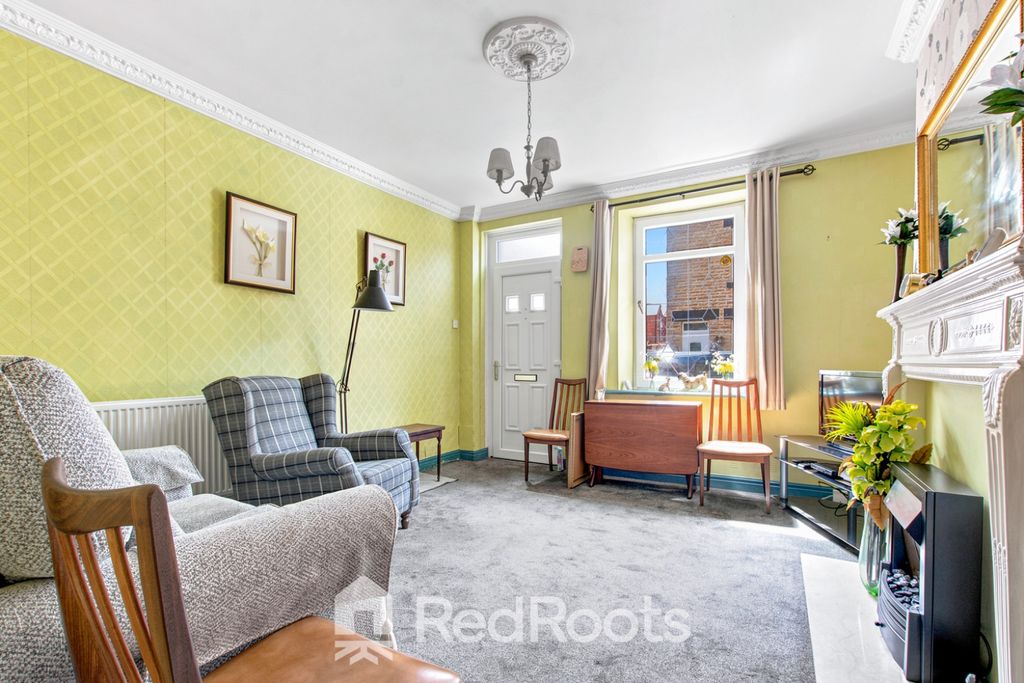 Property photo 3 of 19 5228883