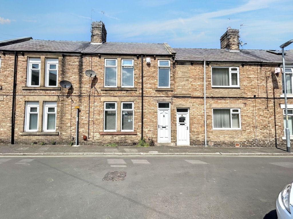 Property photo 1 of 11