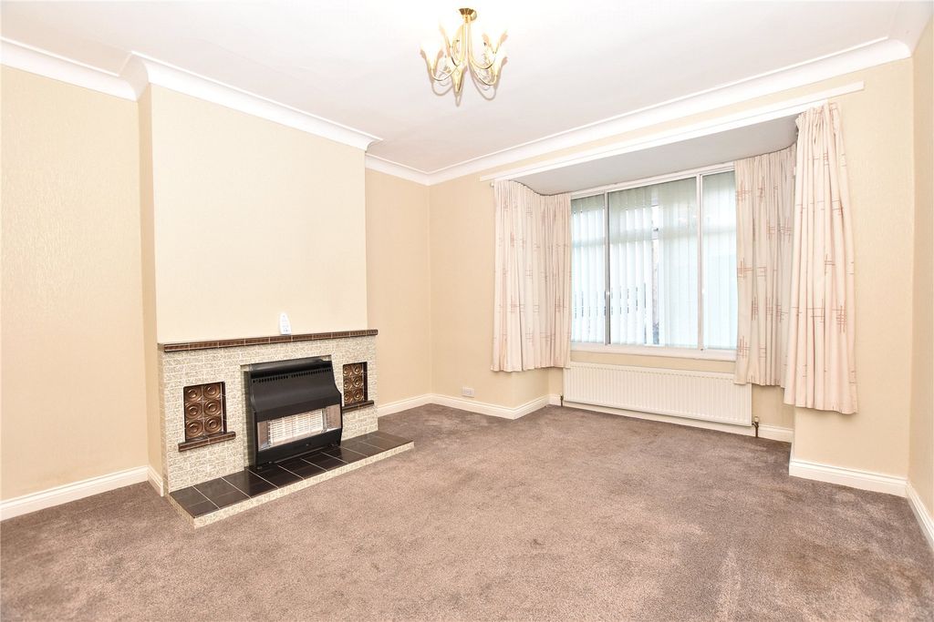 Property photo 2 of 21 Picture No. 09