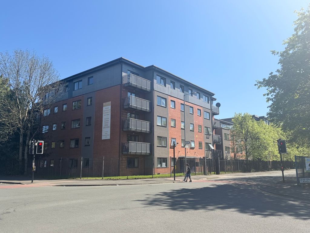 Property photo 1 of 9