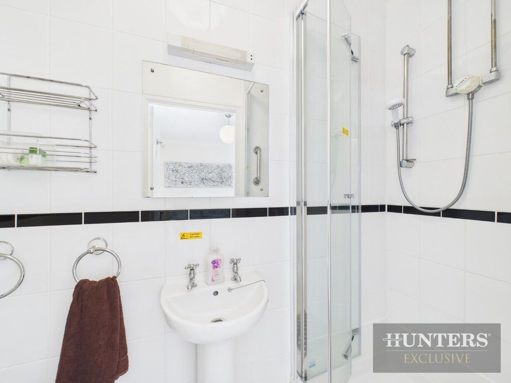 Additional image 20 of 9 bed terraced house for saleWest Avenue, Filey YO14
