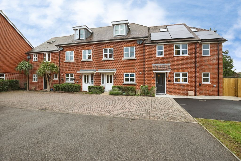 Property photo 1 of 23 Pbox-Img.Jpg