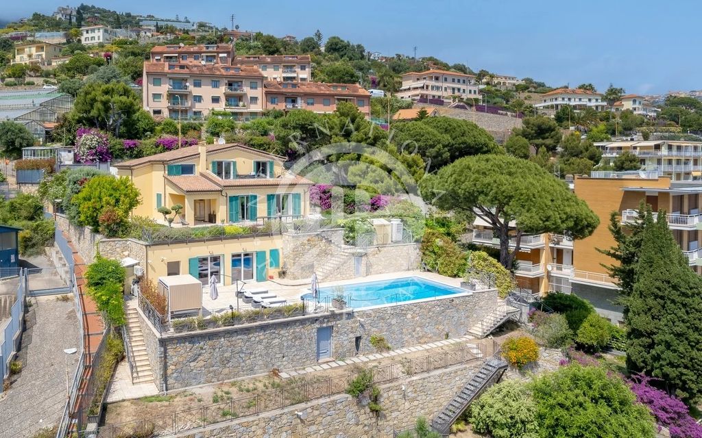 Property photo 2 of 30