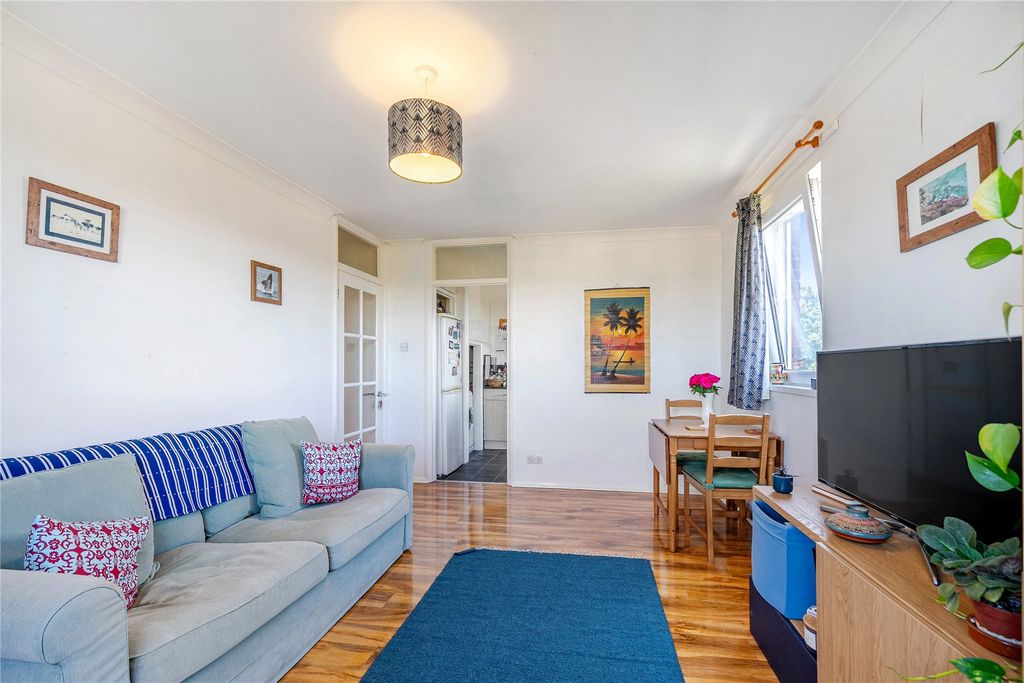 Property photo 2 of 11 Picture No. 05