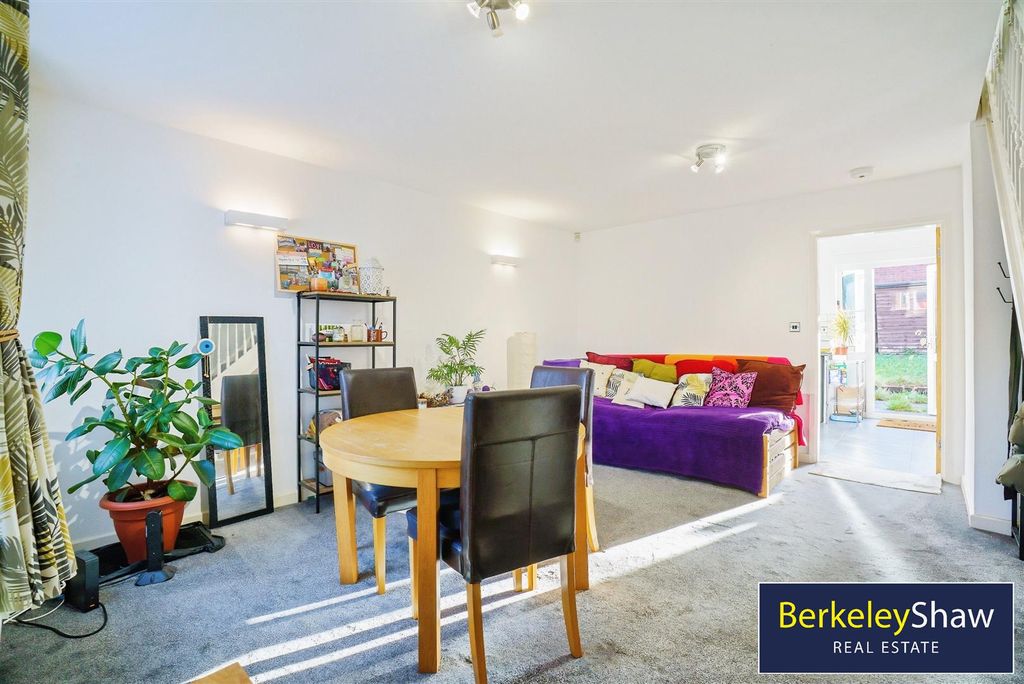 Property photo 2 of 19 Living Room