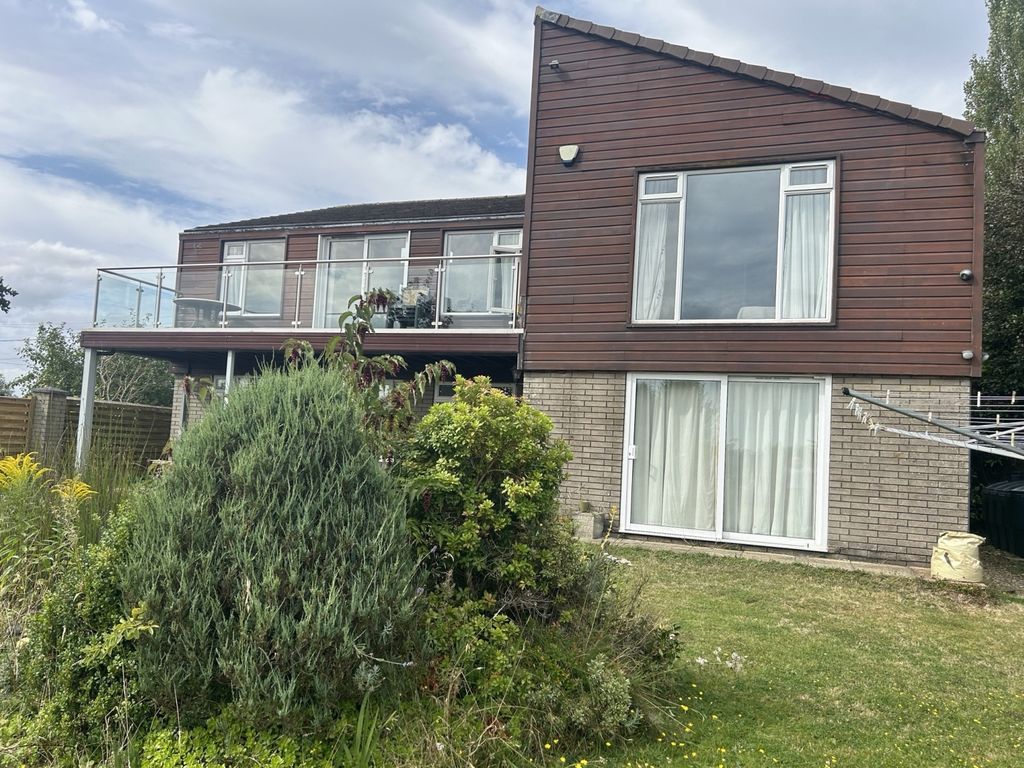 Property photo 3 of 11 Img_6702