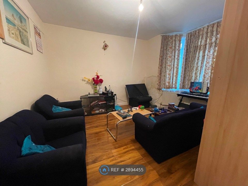 Property photo 2 of 15