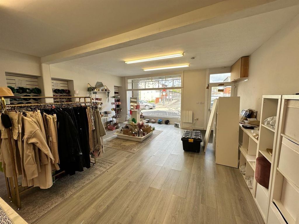Property photo 2 of 16
