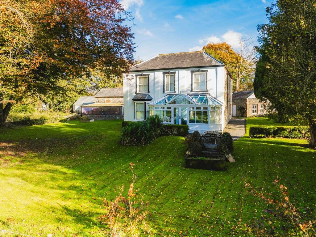 Property photo 3 of 62