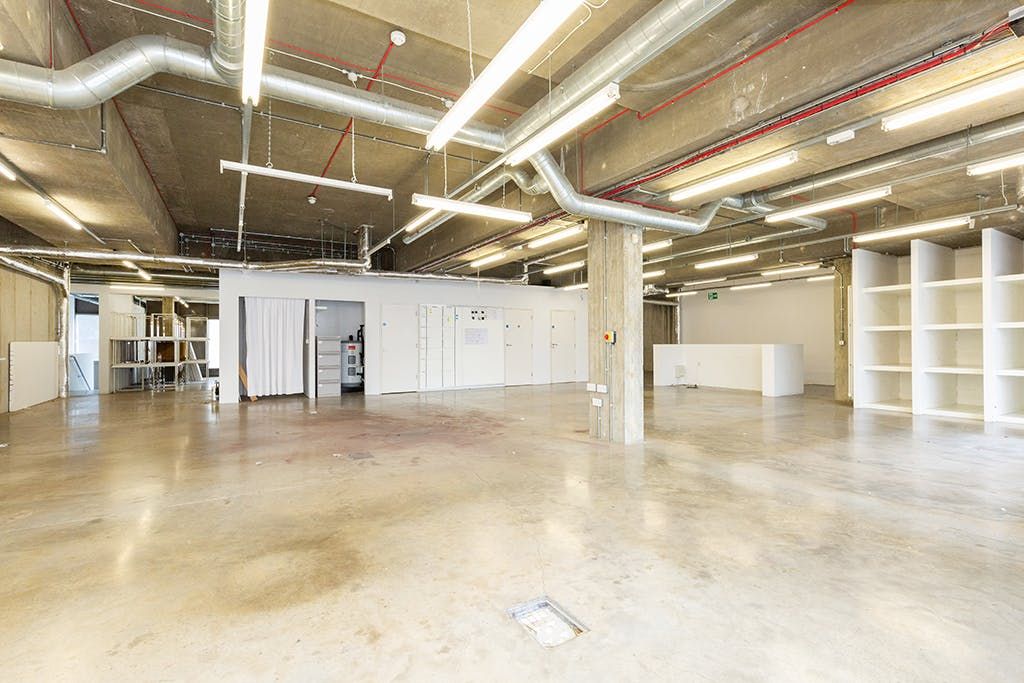 Property photo 3 of 6 50 De Beauvoir Crescent 12.Jpg