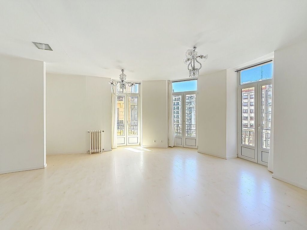 Property photo 1 of 15 San Sebastian Apartment 218M2