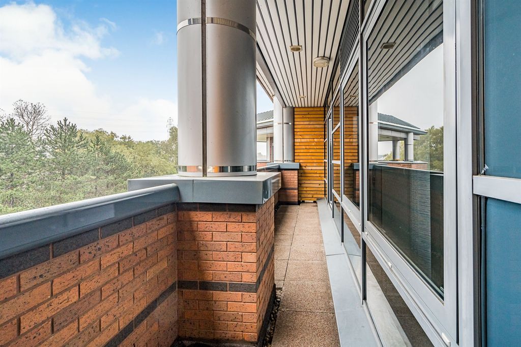 Additional image 7 of 1 bed flat for saleWaterfront West, Brierley Hill DY5