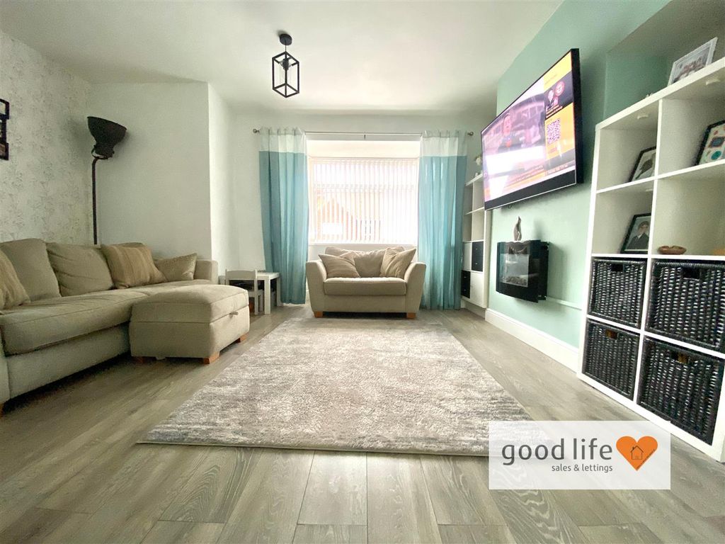 Property photo 3 of 18 20260119_120211191_Ios55Ravensowrth.Jpg