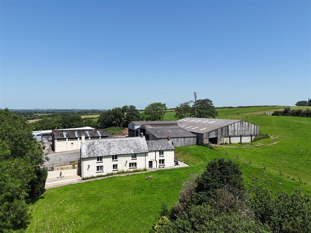 Property photo 3 of 35 The Barton