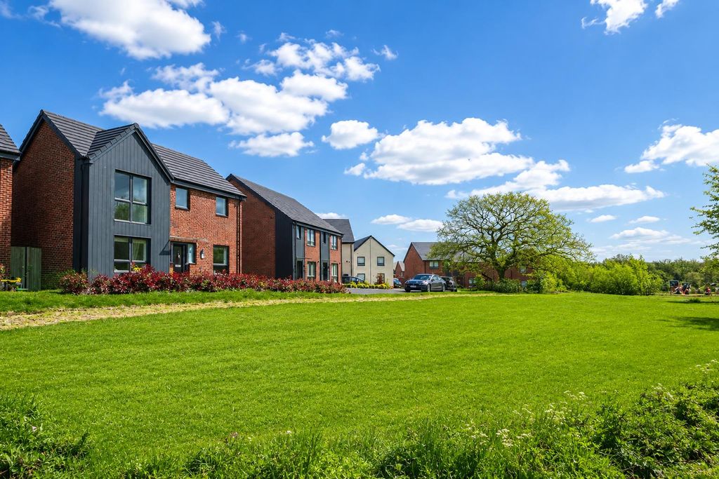 Property photo 1 of 19 0F716Ae3-9D2E-47D0-B3D6-E607Bd7A6C88.Png