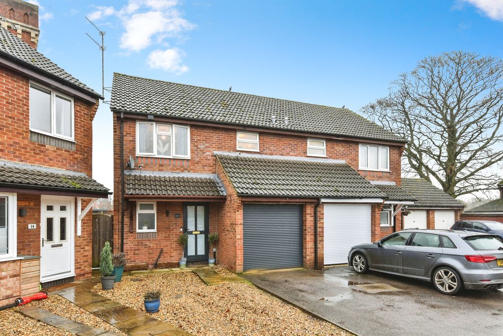 Property photo 1 of 17