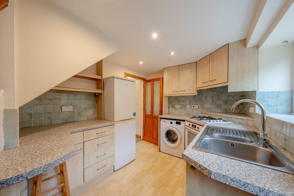 Property photo 3 of 9 Dsc05213-Hdr.Jpg