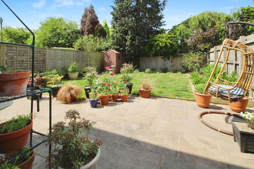 Property photo 2 of 12