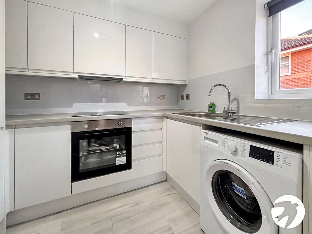 Property photo 2 of 6 Picture No. 05