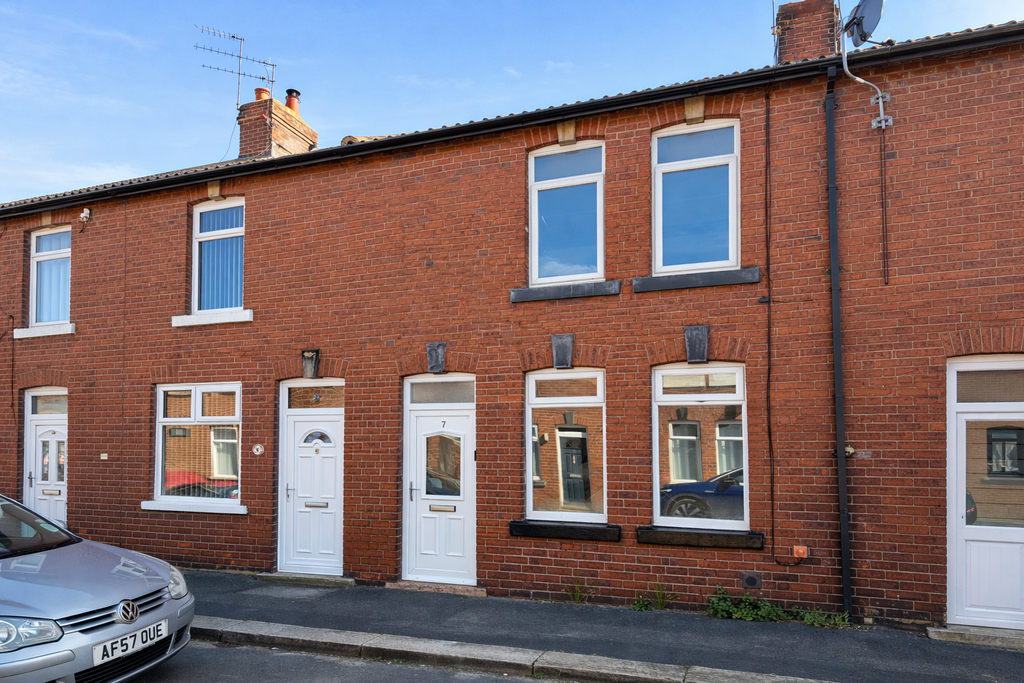 Property photo 1 of 7 7 Mill Street