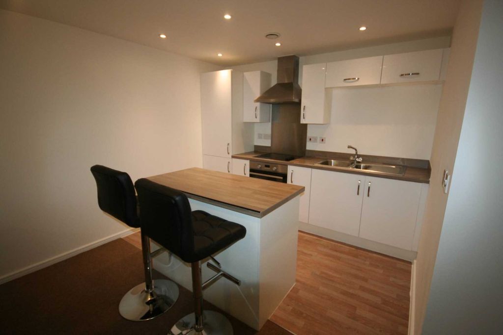 Property photo 3 of 3