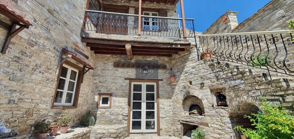 Property photo 1 of 27