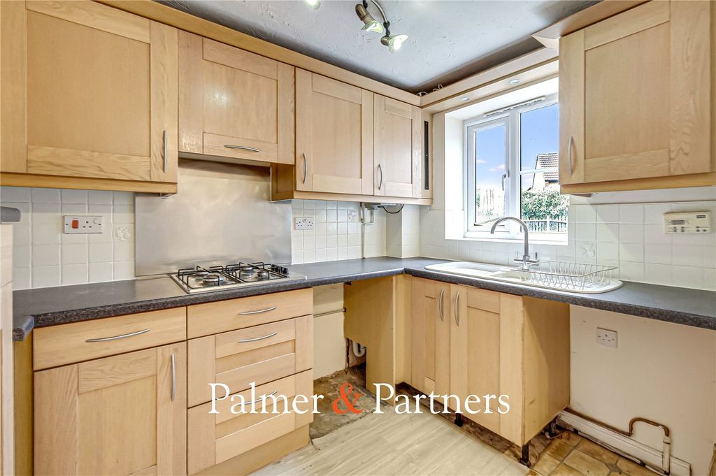 Property photo 3 of 16 Picture No. 15