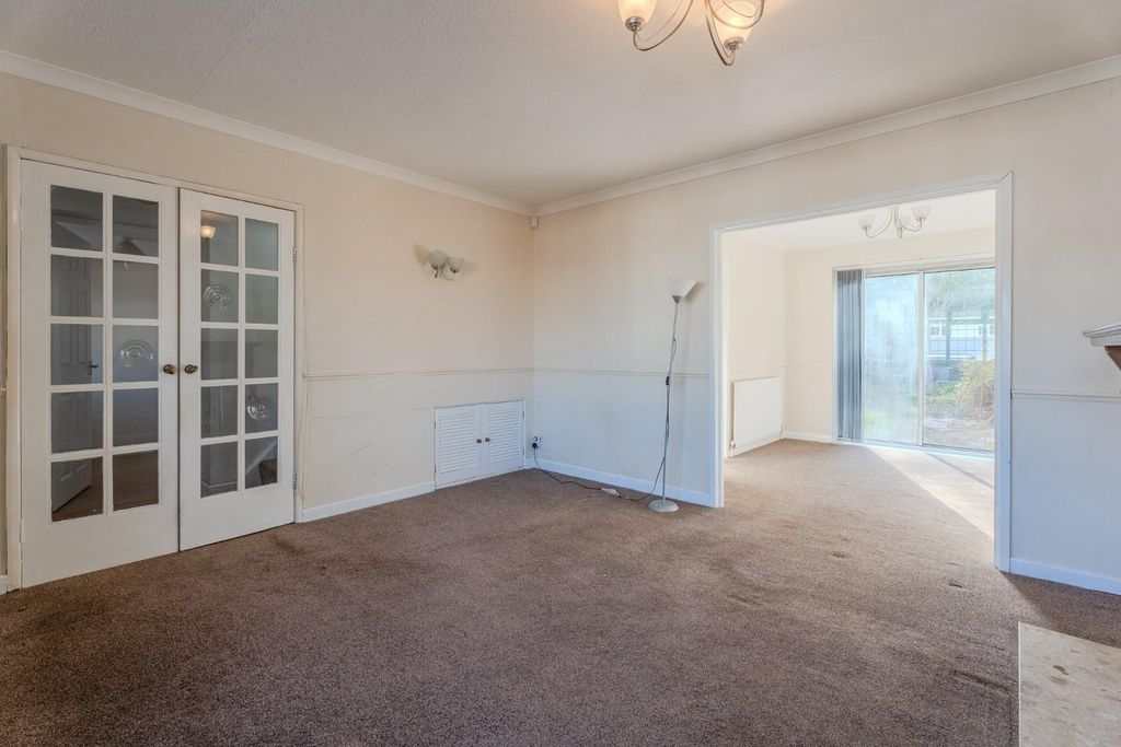 Property photo 3 of 15 Northway-11.Jpg