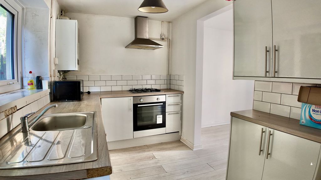 Property photo 3 of 15