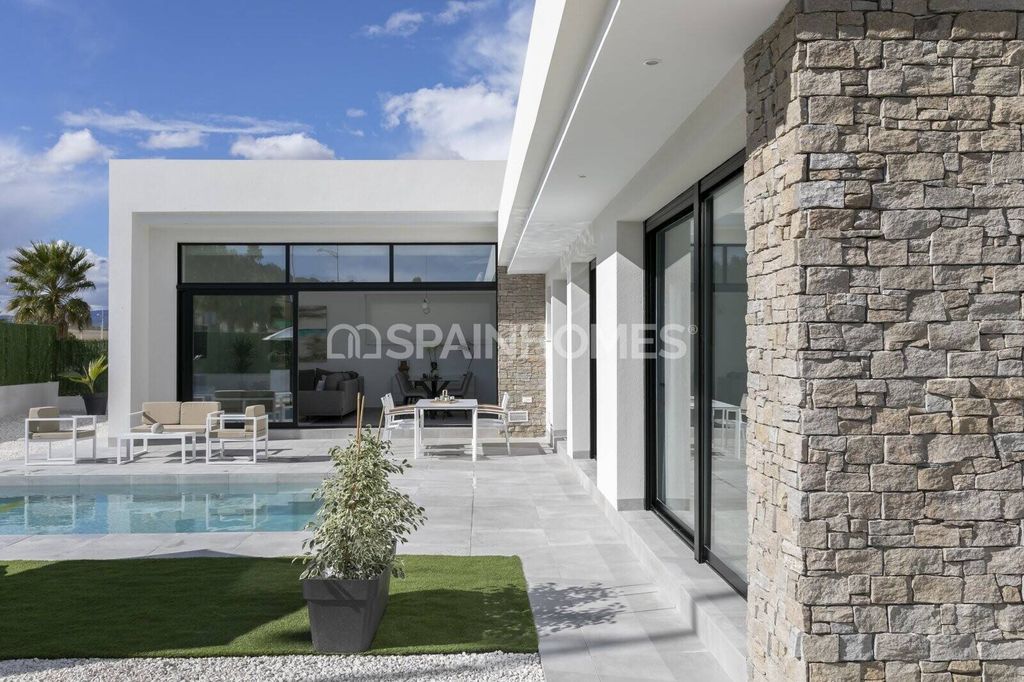 Property photo 1 of 27