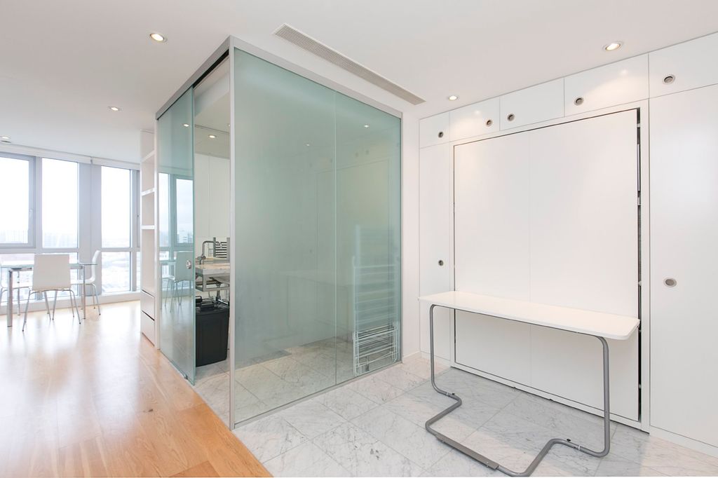 Property photo 1 of 6 Studio