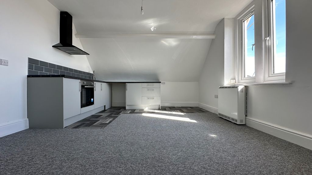 Property photo 2 of 4 Kitchen And Lounge