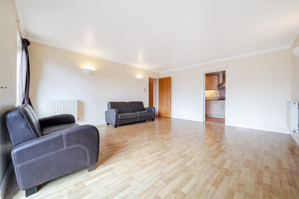 Property photo 3 of 11 Picture No. 11