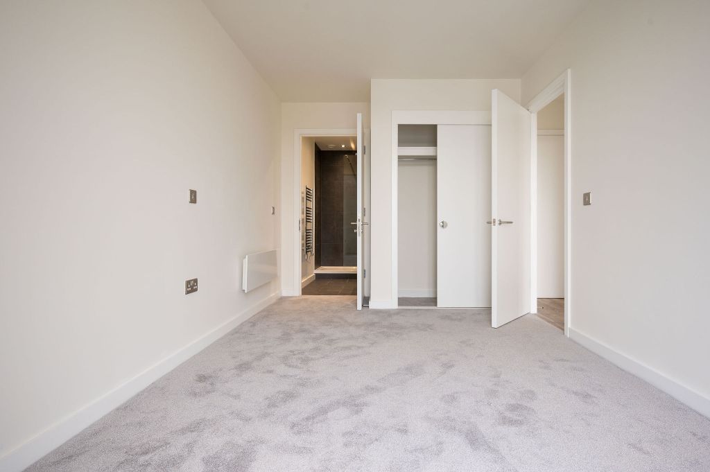 Property photo 2 of 26