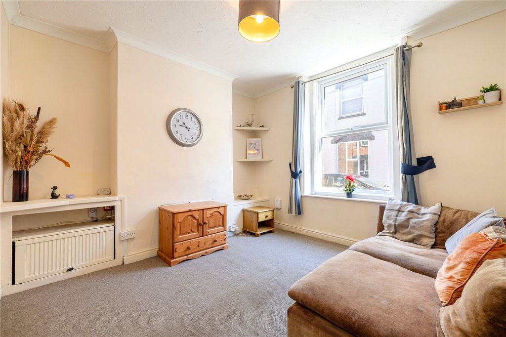 Property photo 3 of 16 Picture No. 13