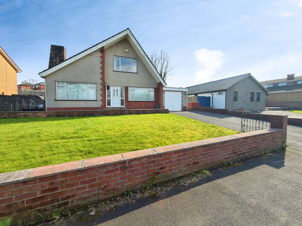 Property photo 1 of 30