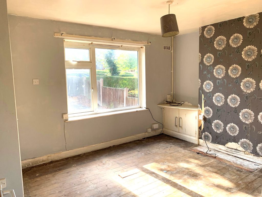 Property photo 2 of 7 B4