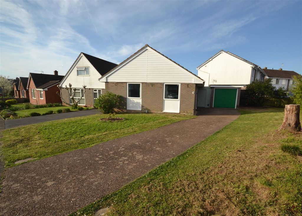 Property photo 1 of 10 Front (4).Jpg