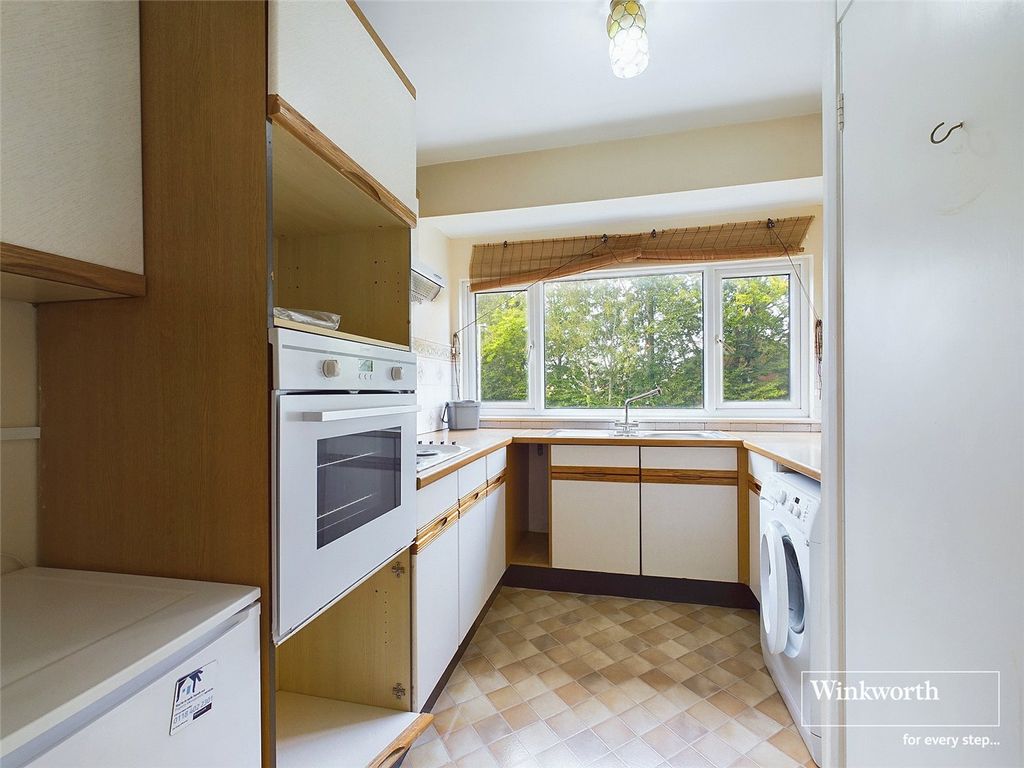 Property photo 3 of 9 Picture No. 21