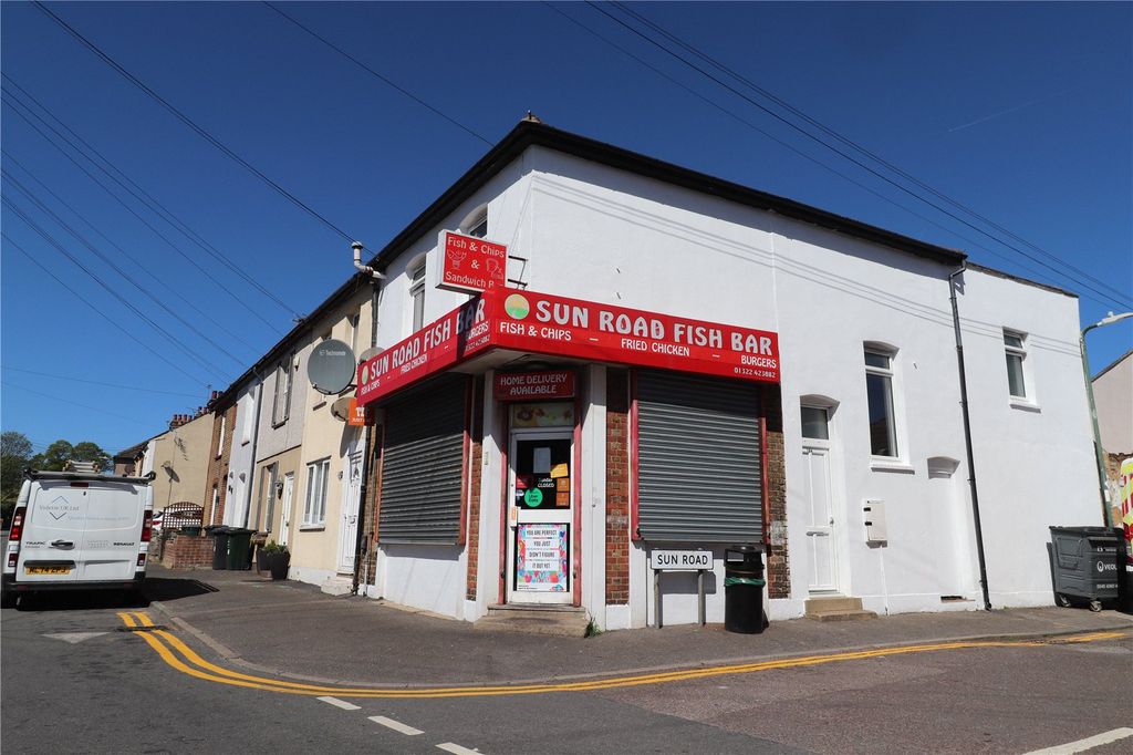 Property photo 1 of 5 External