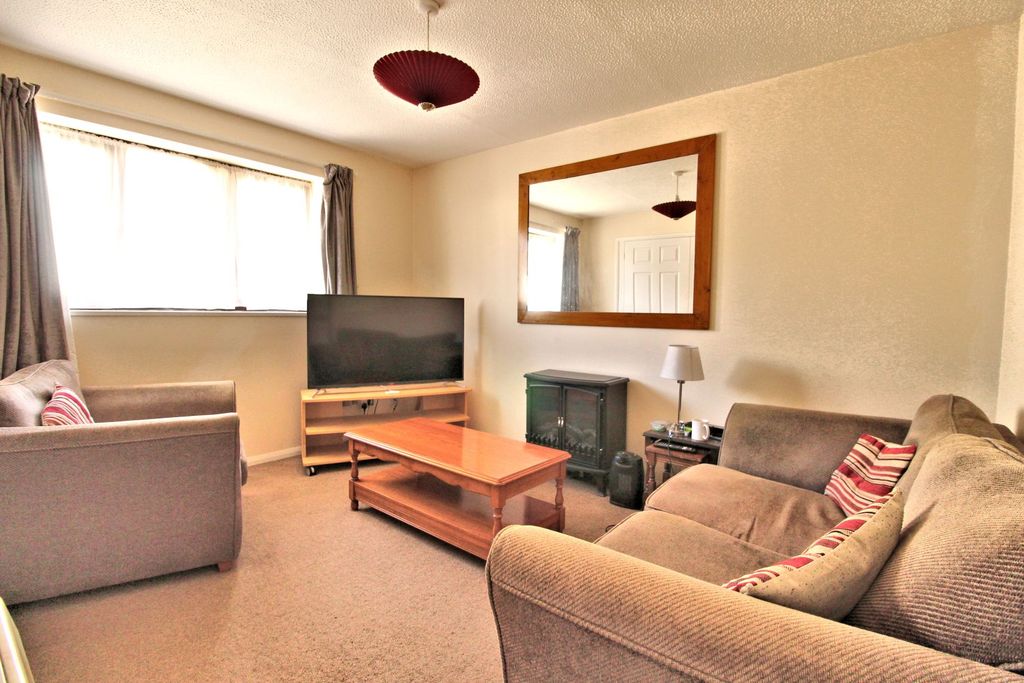 Property photo 2 of 5